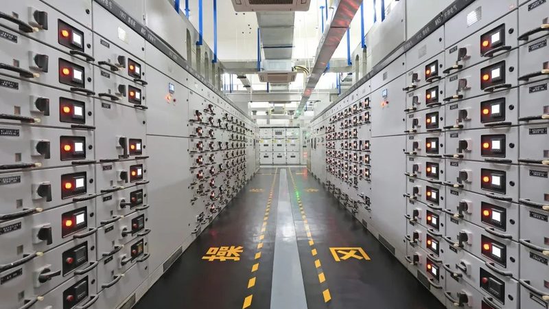 上海控制柜与配电柜：功能差异与选型要点